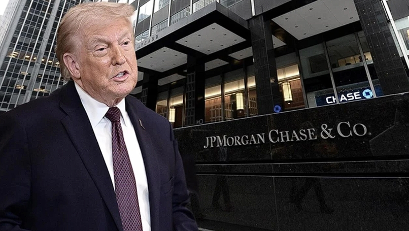 Trump, Beyaz Saray'da servetini ikiye katladı